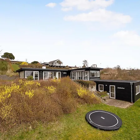 Feriehus Beautiful In With 3 Bedrooms And Wifi *